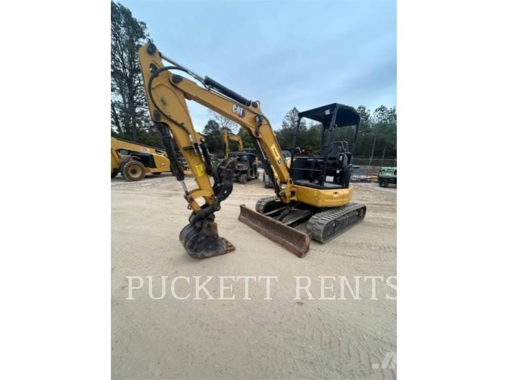 CAT 303.5E2CR Lánctalpas kotrók