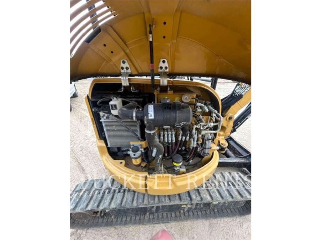 CAT 303.5E2CR Lánctalpas kotrók