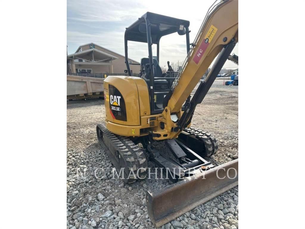 CAT 303.5E2CRN Lánctalpas kotrók