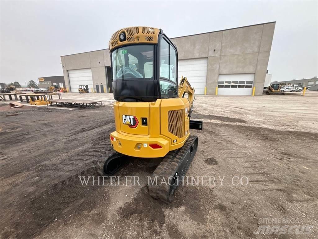 CAT 303 C3 Lánctalpas kotrók