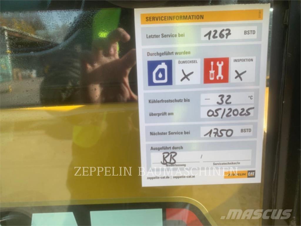 CAT 303CR-07A Lánctalpas kotrók