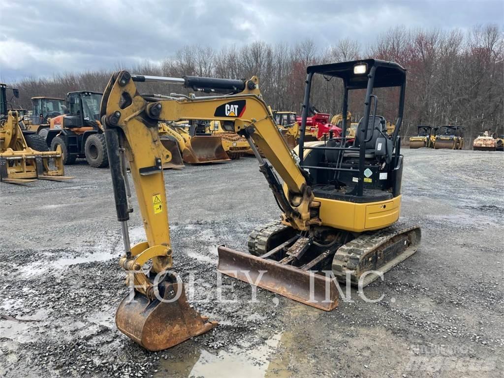 CAT 303ECR Lánctalpas kotrók