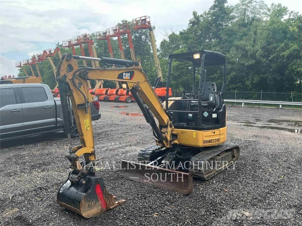 CAT 303ECR Lánctalpas kotrók