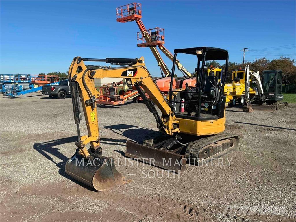 CAT 303ECR Lánctalpas kotrók