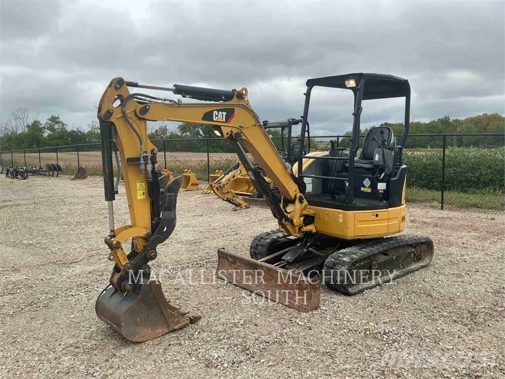 CAT 303ECR Lánctalpas kotrók