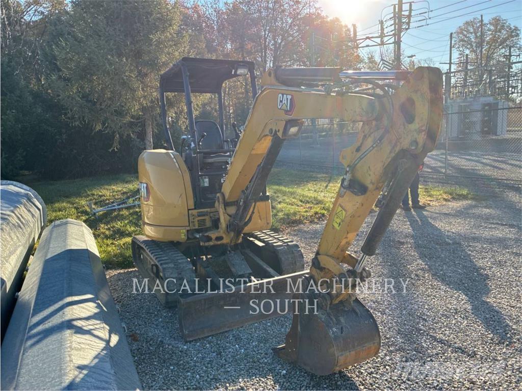 CAT 303ECR Lánctalpas kotrók