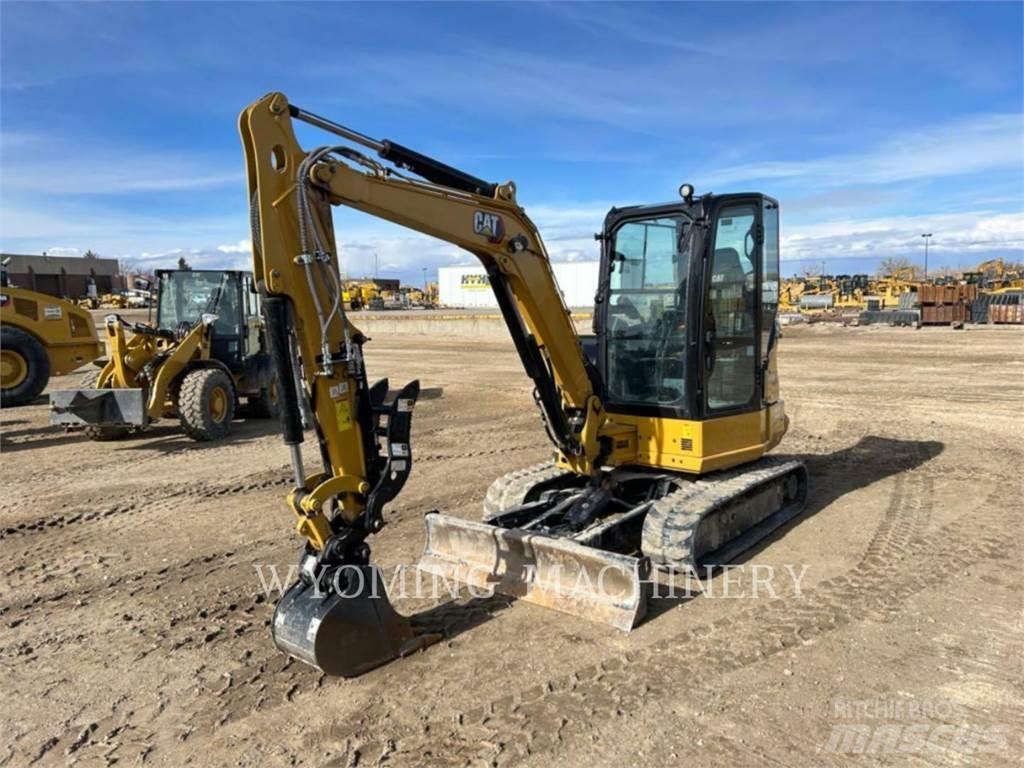 CAT 304 Lánctalpas kotrók