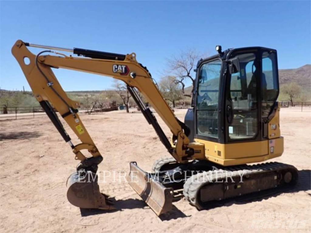 CAT 304 Lánctalpas kotrók