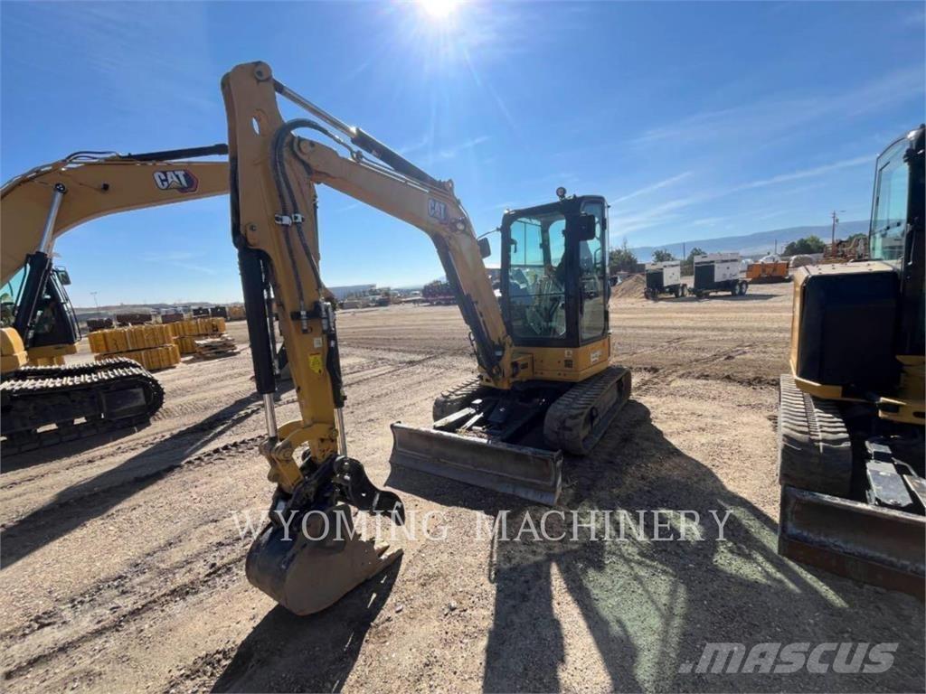 CAT 304 Lánctalpas kotrók