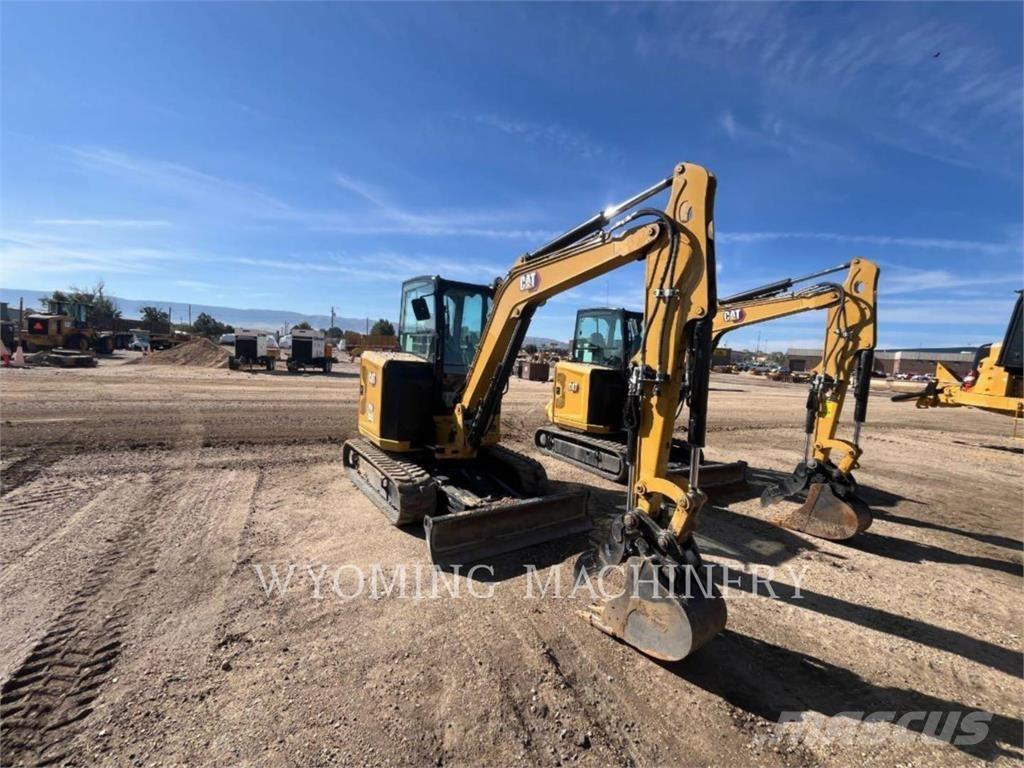 CAT 304 Lánctalpas kotrók