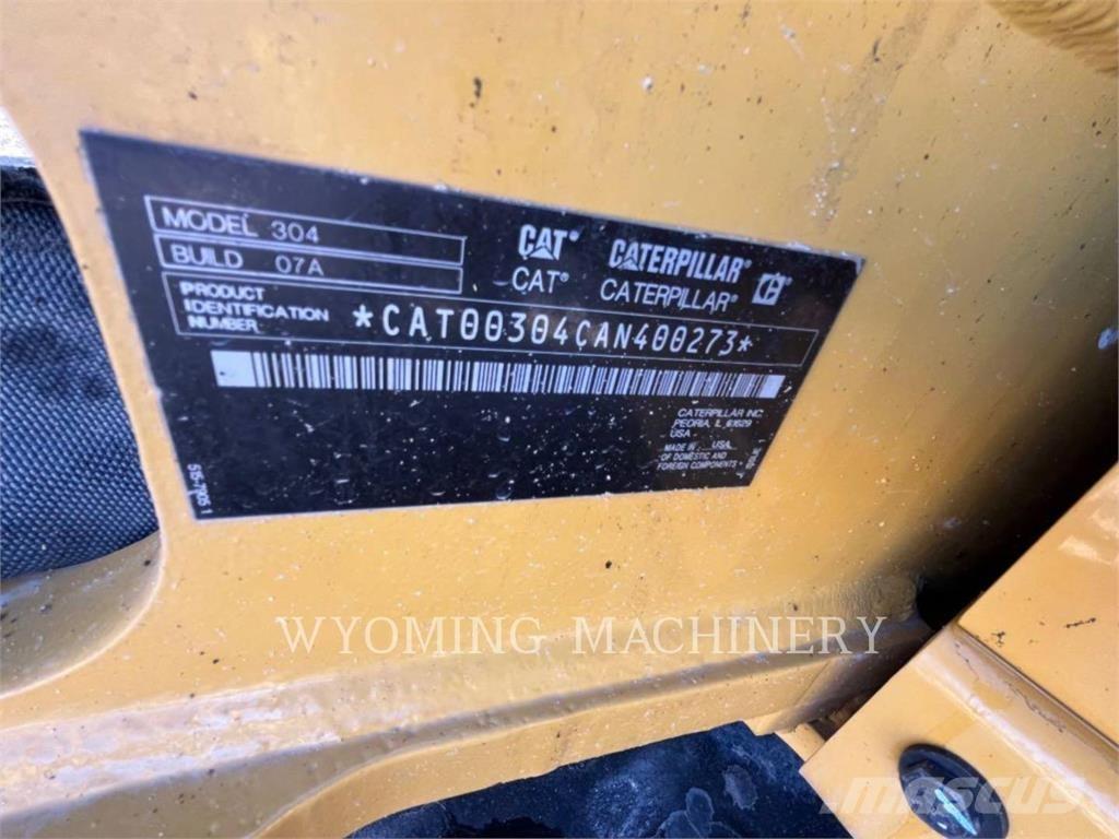 CAT 304 Lánctalpas kotrók