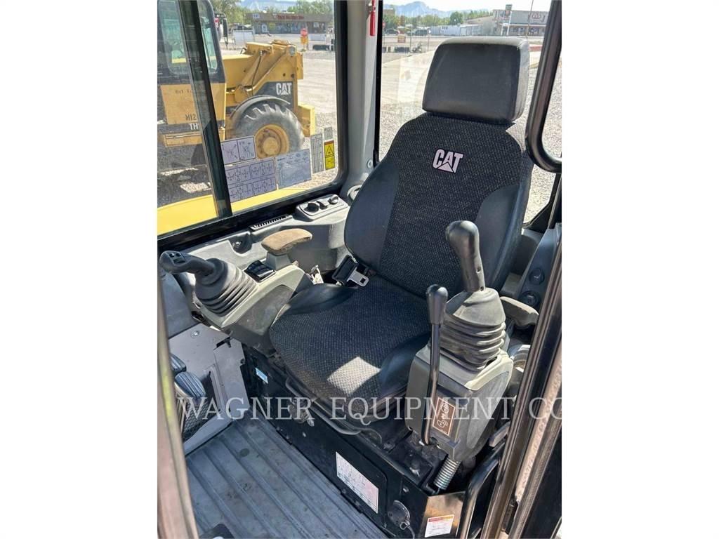 CAT 304.5E2 Lánctalpas kotrók