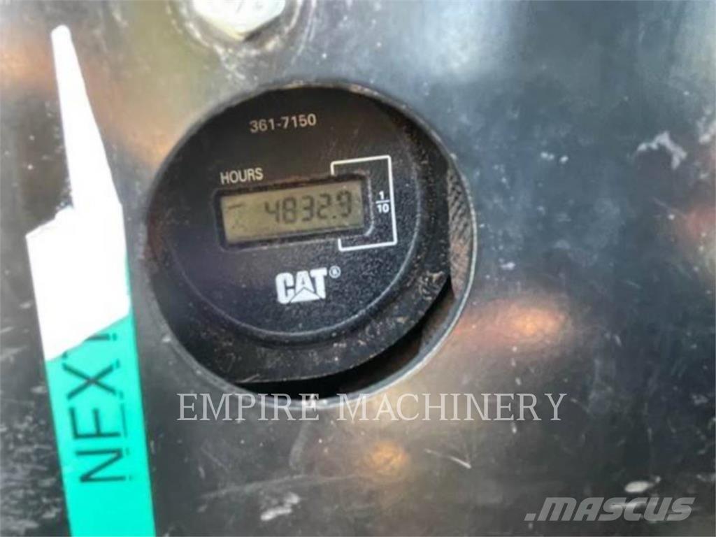 CAT 304D CA Lánctalpas kotrók