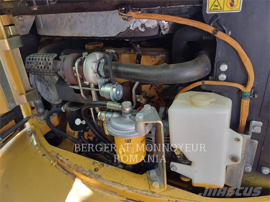 CAT 304DCR Lánctalpas kotrók