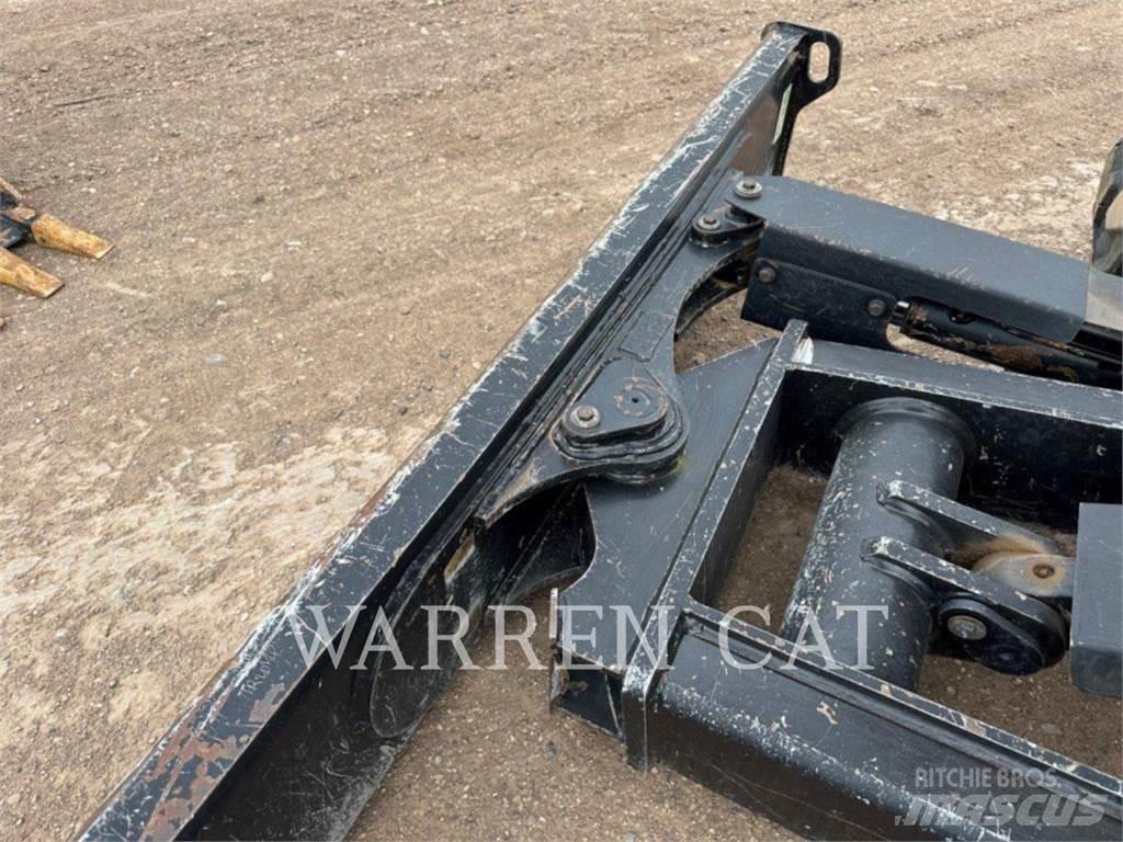 CAT 304E2 Lánctalpas kotrók
