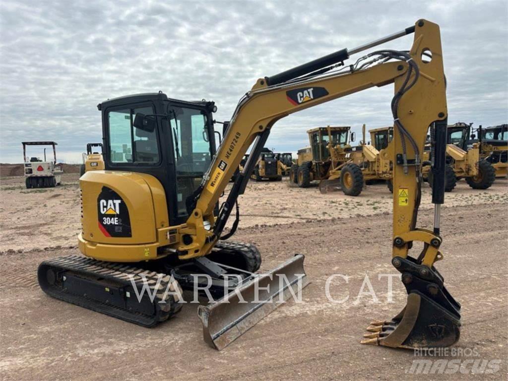 CAT 304E2 Lánctalpas kotrók