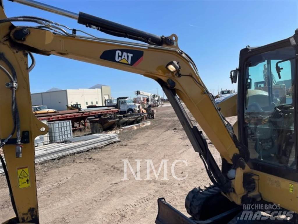 CAT 304E2 Lánctalpas kotrók