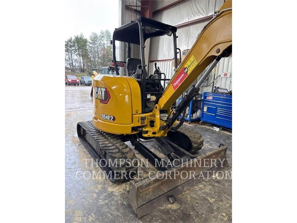 CAT 304E2 Lánctalpas kotrók