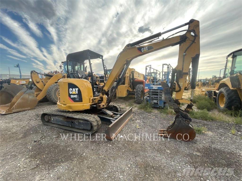 CAT 304E2 C1TH Lánctalpas kotrók