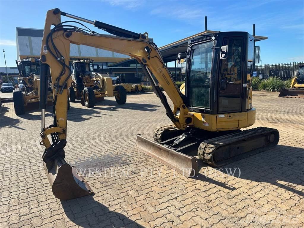 CAT 304E2CR Lánctalpas kotrók