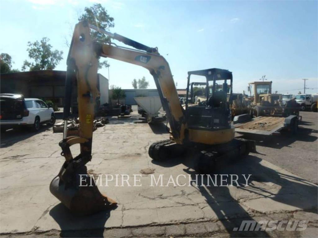 CAT 305.5E Lánctalpas kotrók