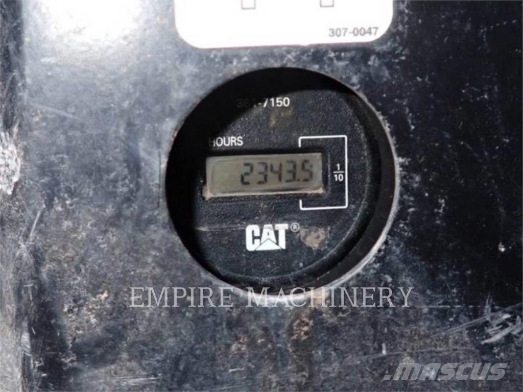 CAT 305.5E CA Lánctalpas kotrók