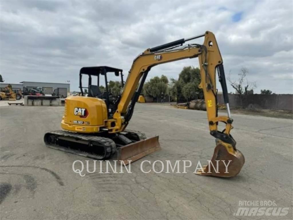 CAT 305.5E2 Lánctalpas kotrók