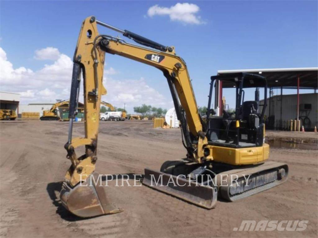 CAT 305.5E2 Lánctalpas kotrók