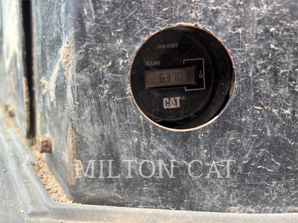 CAT 305.5E2 Mini kotrók < 7t