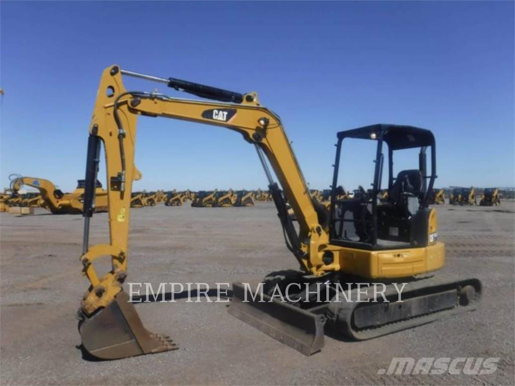 CAT 305.5E2 Lánctalpas kotrók