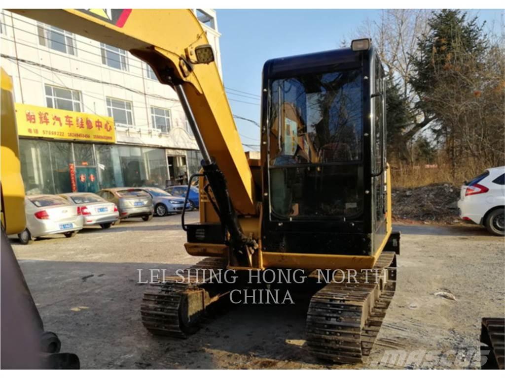 CAT 305.5E2 Lánctalpas kotrók