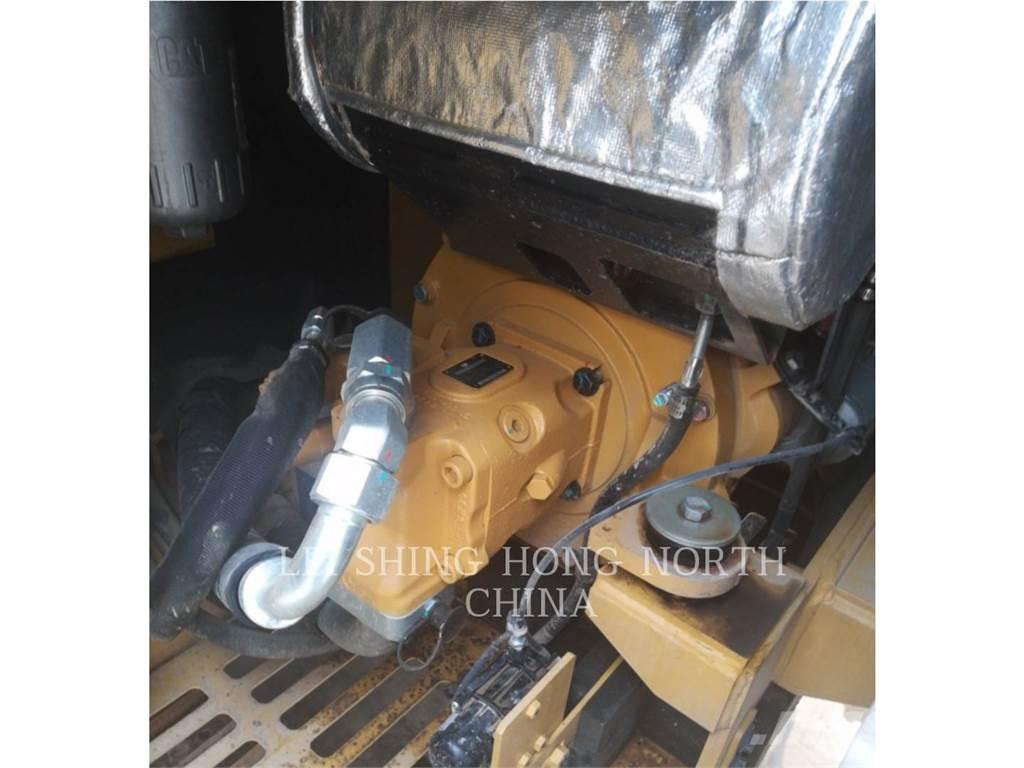 CAT 305.5E2 Lánctalpas kotrók