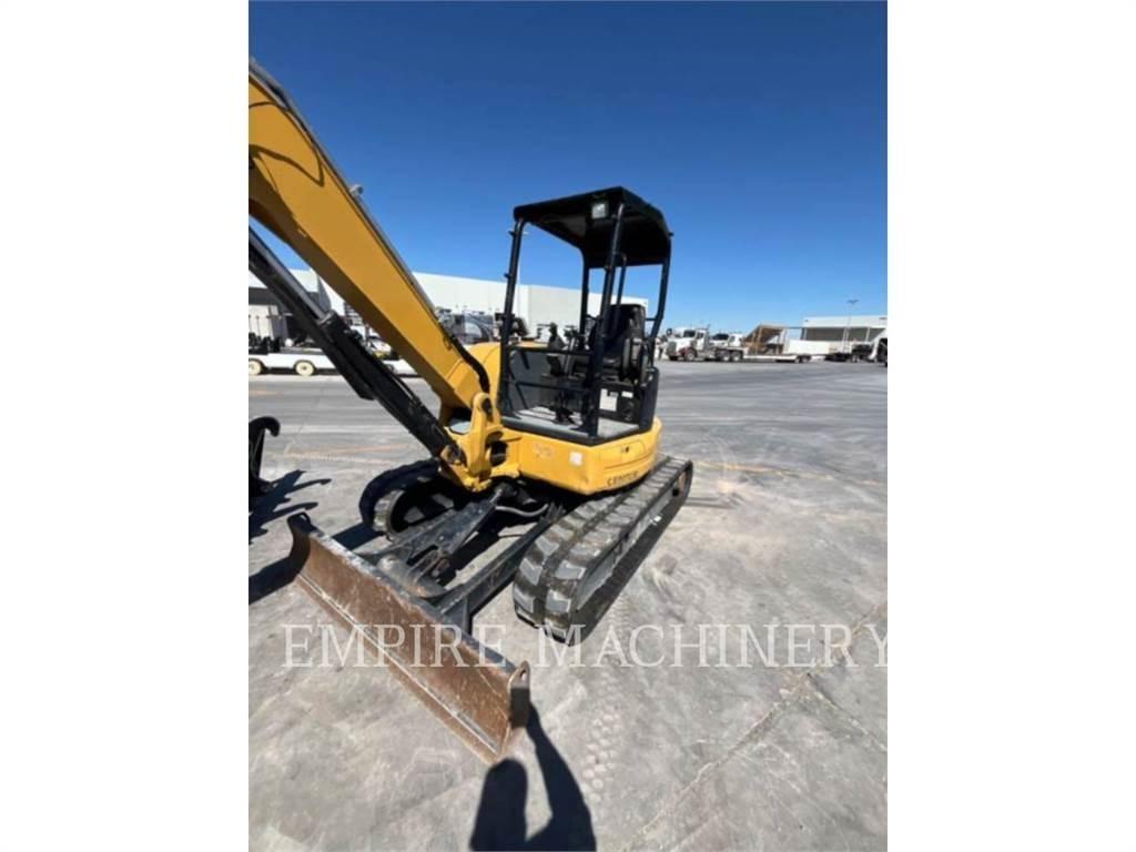 CAT 305.5E2 OR Lánctalpas kotrók