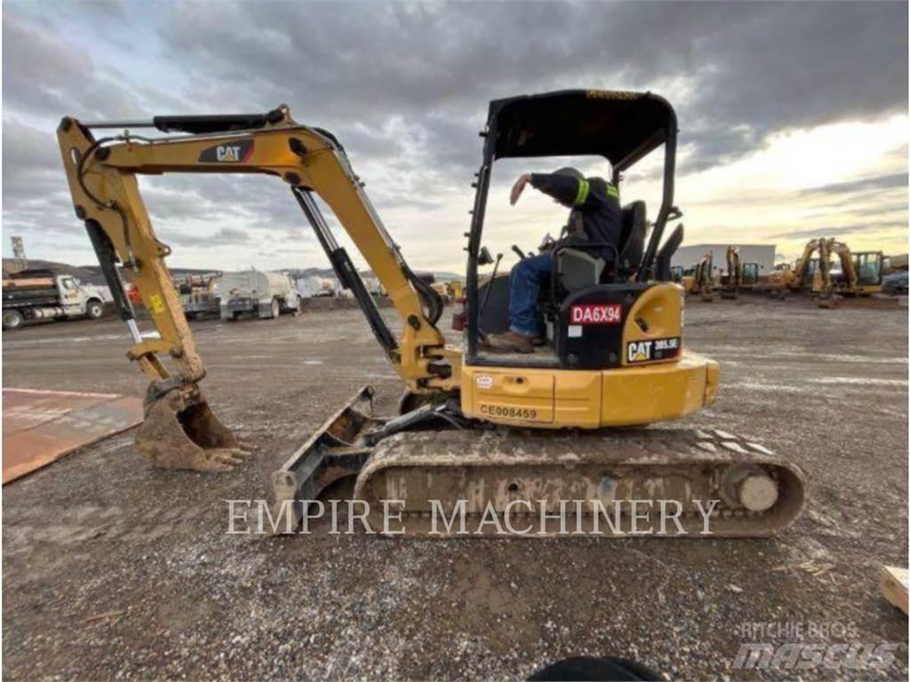 CAT 305.5E2 OR Lánctalpas kotrók
