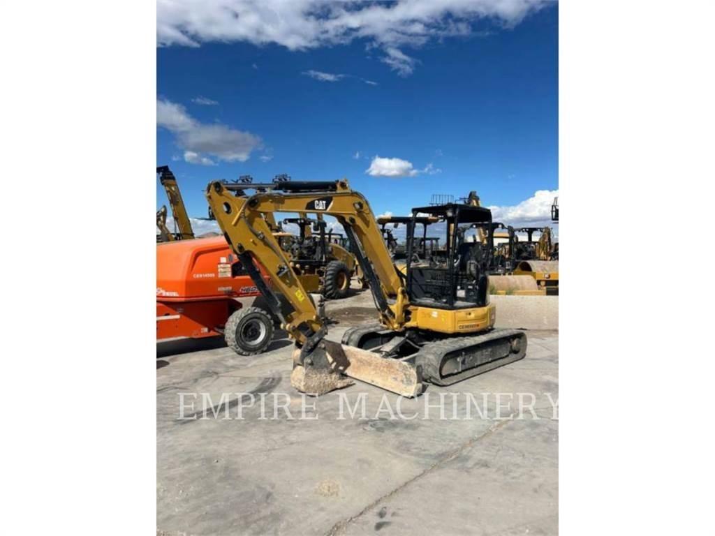 CAT 305.5E2 OR Lánctalpas kotrók
