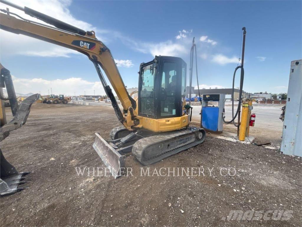 CAT 305.5E2C3T Lánctalpas kotrók