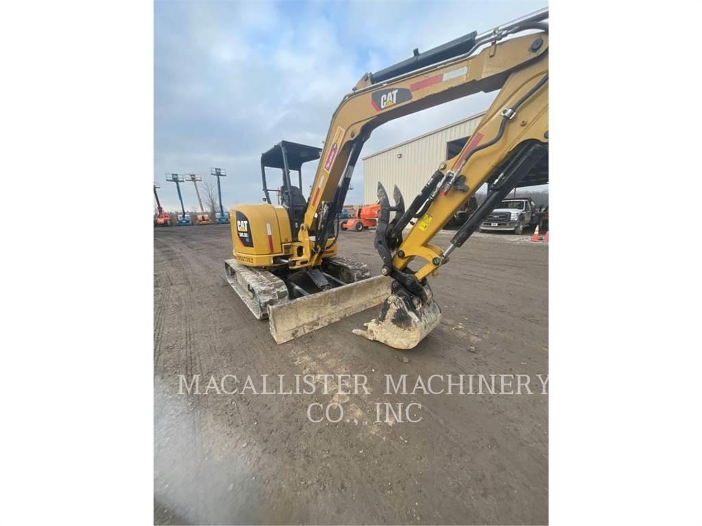 CAT 305.5E2CR Lánctalpas kotrók