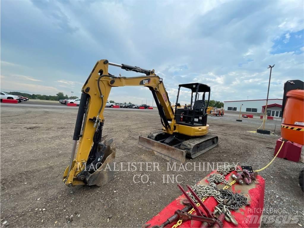 CAT 305.5E2CR Lánctalpas kotrók