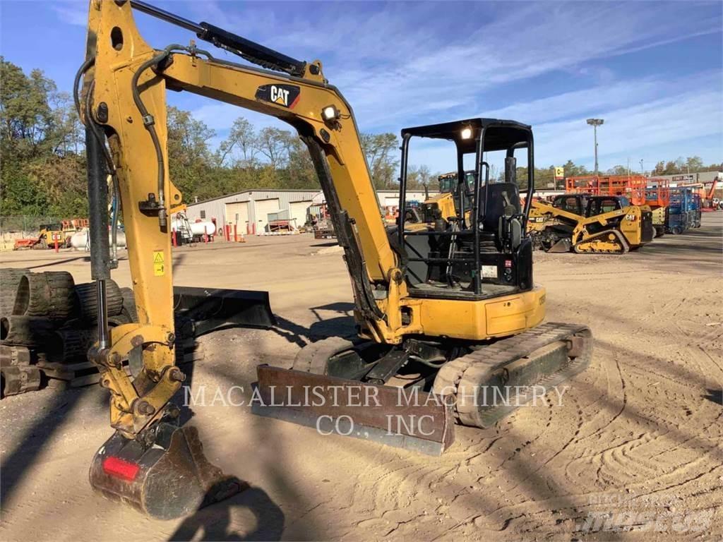 CAT 305.5E2CR Lánctalpas kotrók