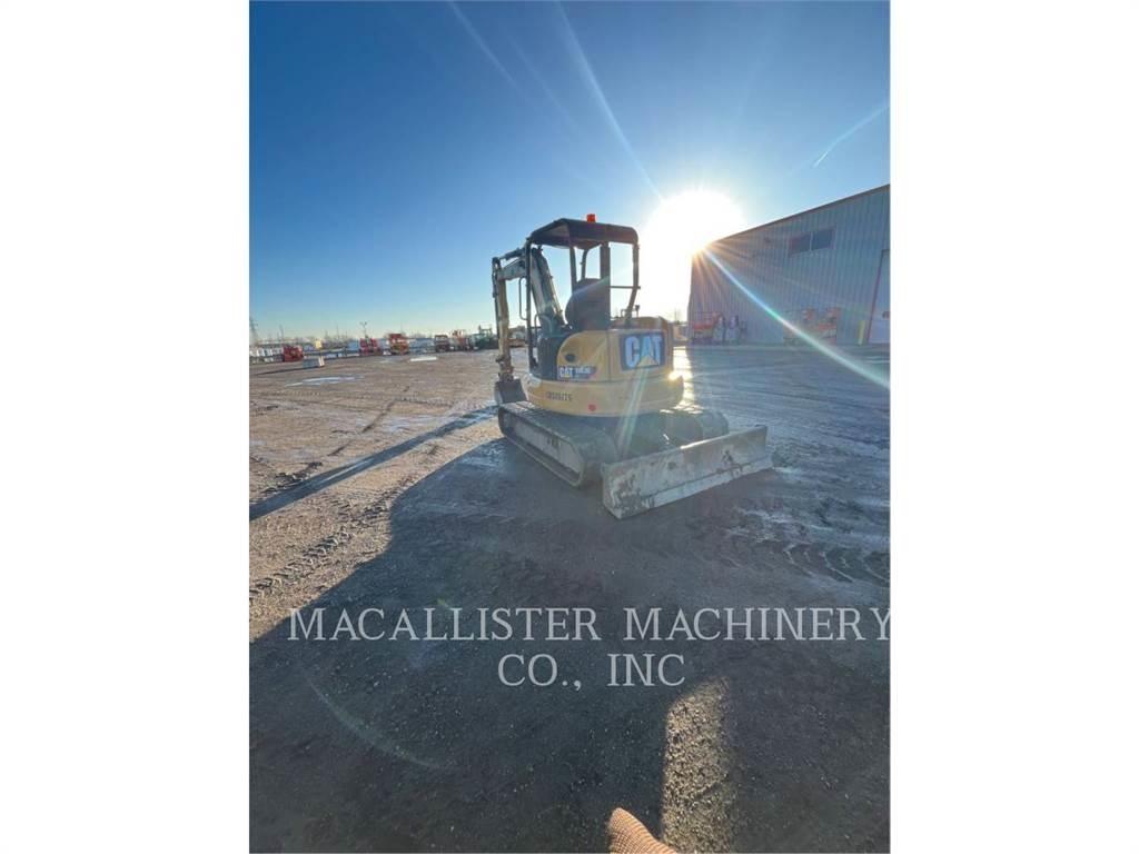 CAT 305.5E2CR Lánctalpas kotrók