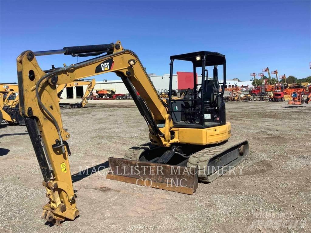 CAT 305.5E2CR Lánctalpas kotrók