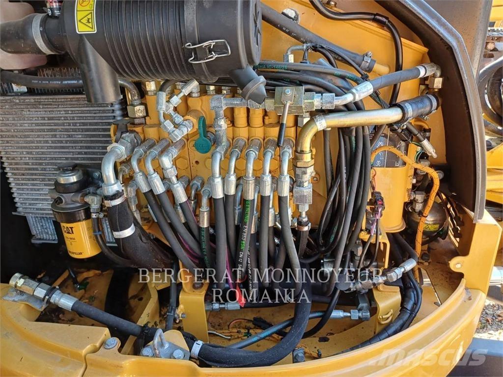 CAT 305.5E2CR Lánctalpas kotrók