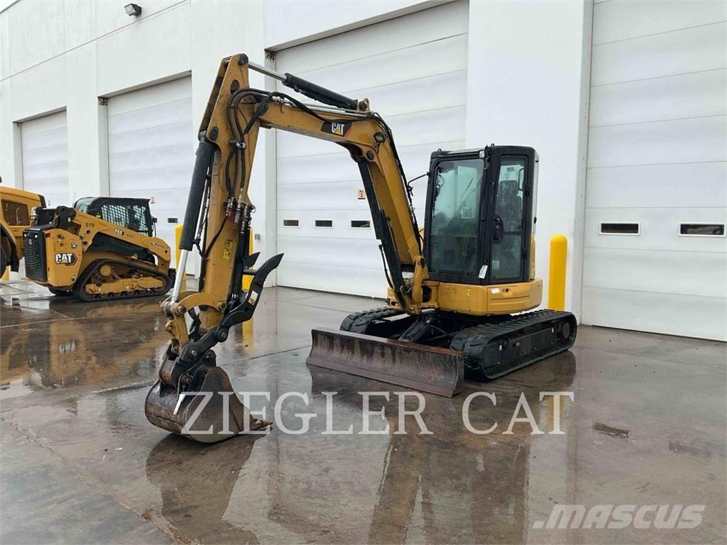CAT 305.5E2CR Lánctalpas kotrók