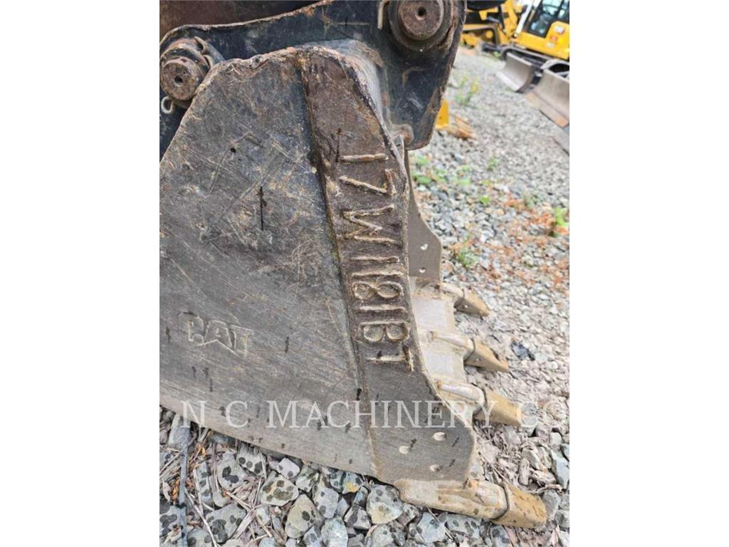 CAT 305.5E2CRB Lánctalpas kotrók