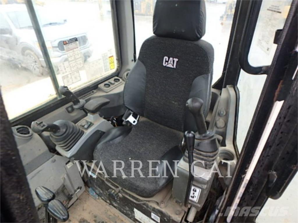 CAT 305E CR Lánctalpas kotrók