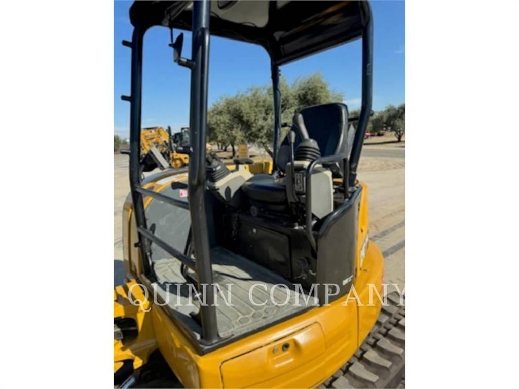 CAT 305E2 Lánctalpas kotrók