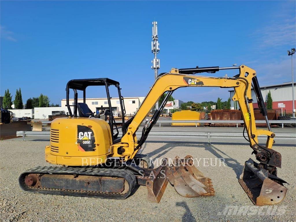CAT 305E2 Lánctalpas kotrók