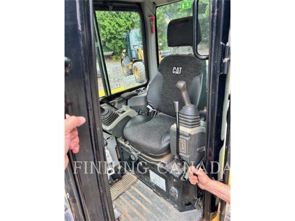 CAT 305E2 Lánctalpas kotrók