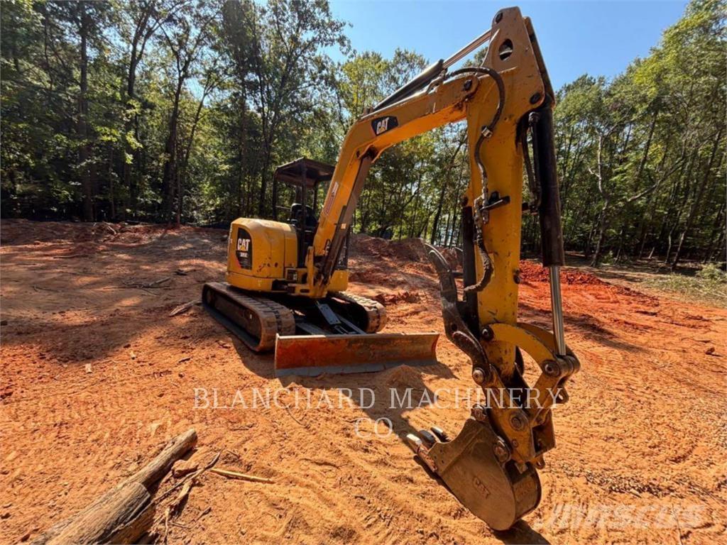 CAT 305E2 Lánctalpas kotrók