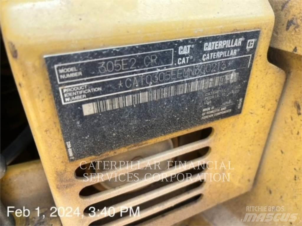 CAT 305E2CR Lánctalpas kotrók